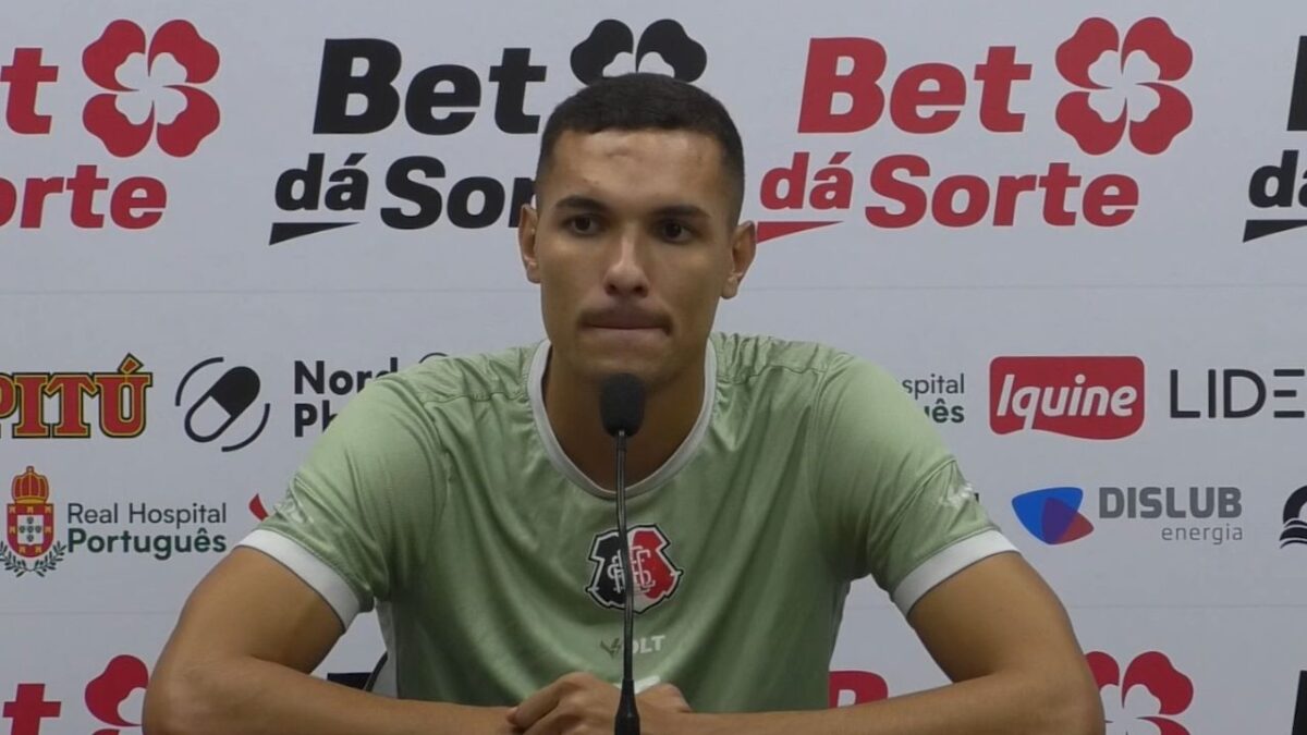 Zagueiro do Santa Cruz projeta reta final da primeira fase da Série D e destaca importância de contribuir ofensivamente
