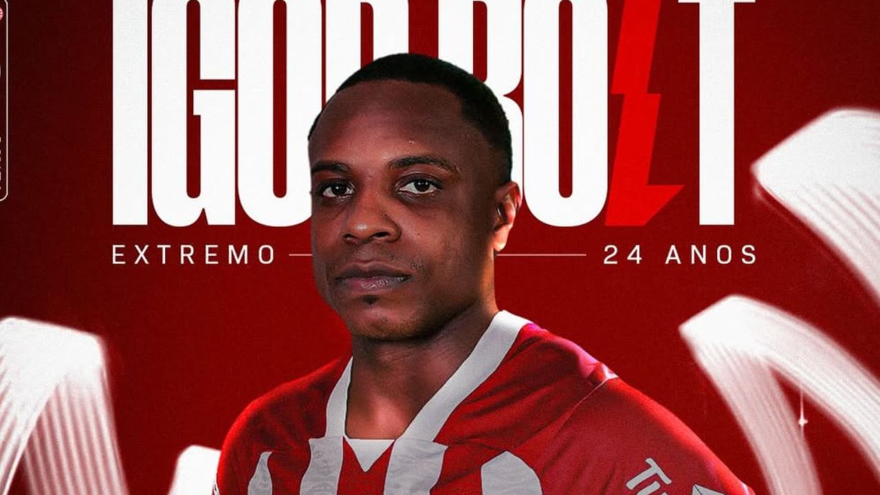 Náutico oficializa a contratação do atacante Igor Bolt