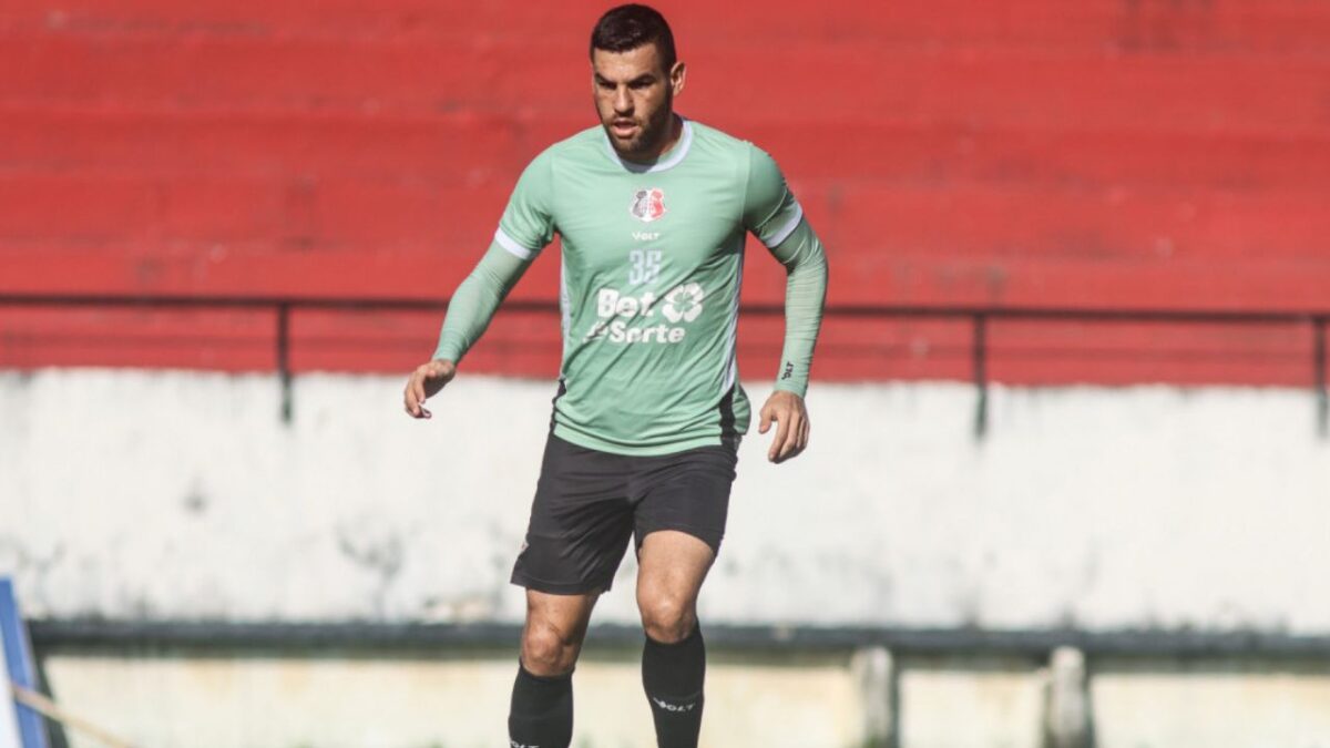 Zagueiro do Santa Cruz comenta início do mata-mata da Série D e foca na partida de ida contra o Sergipe 1 William Alves, Santa Cruz