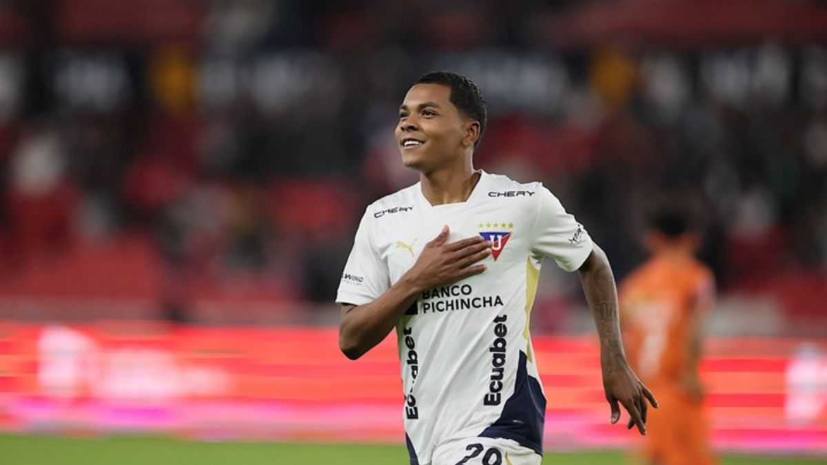 Ceará tenta contratação de atacante equatoriano destaque da LDU