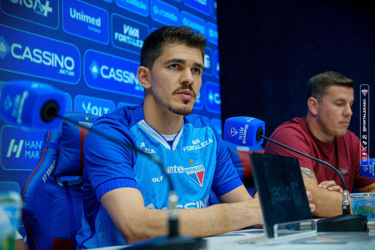 Apresentado no Fortaleza, goleiro Vinícius Silvestre se diz pronto para atuar: “Deixo nas mãos do professor”