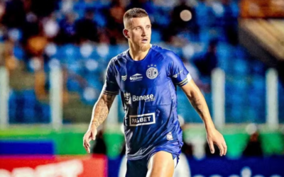 Confiança anuncia a saída do meia Fábio, que irá para clube da Indonésia