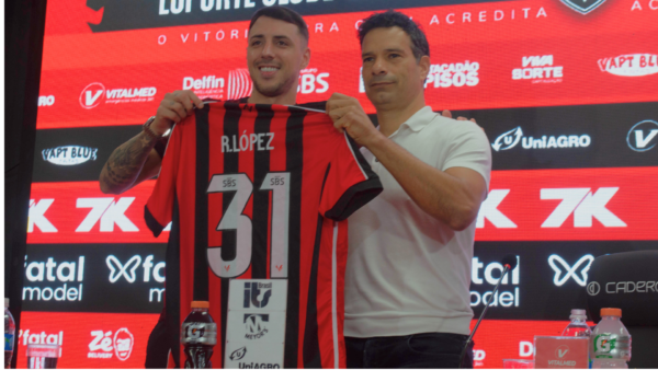 Renzo López usará a camisa 31 - Foto: Antonio Marzaro/NE45