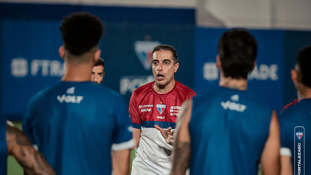 Paiva comanda treino no Fortaleza