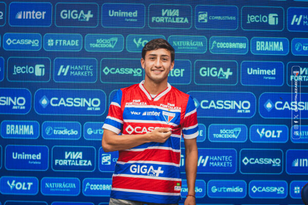 Apresentado no Fortaleza, Herrera destaca acolhimento dos jogadores argentinos: “Eles me ajudam” 1 Tucu Herrera - Fortaleza - Coletiva - Apresentação