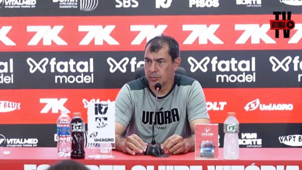 Vitória é a única equipe que não utilizou jogadores da base na Série A 1 Carille, técnico do Vitória