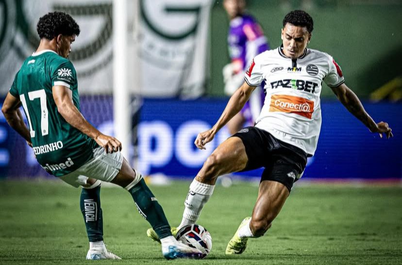 Marcelo Ajul em campo pelo Athletic-MG - Foto: Reprodução/Instagram