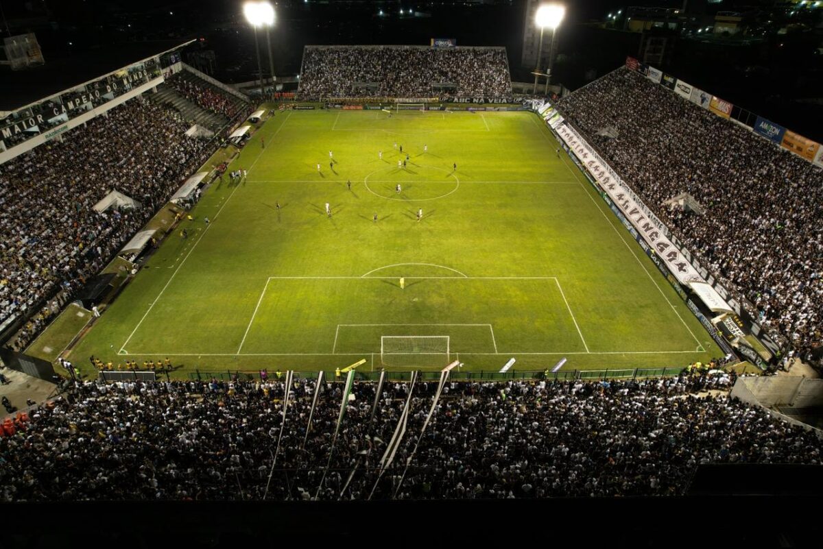 ABC inicia planejamento para transformar o Frasqueirão em um estádio multiuso