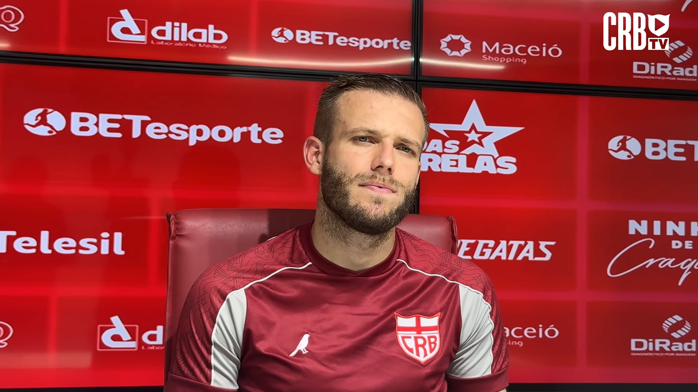 CRB: Fábio Alemão destaca foco para se recuperar de lesão e comenta boa atuação em seu retorno