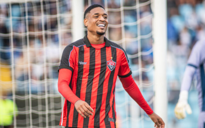 Vitória acerta novo empréstimo de atacante que estava no Botafogo-PB; veja o destino