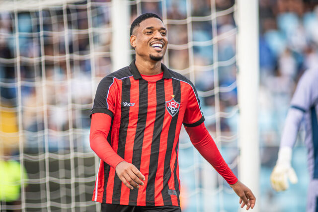 Atacante do Vitória, Lawan é emprestado para o Confiança