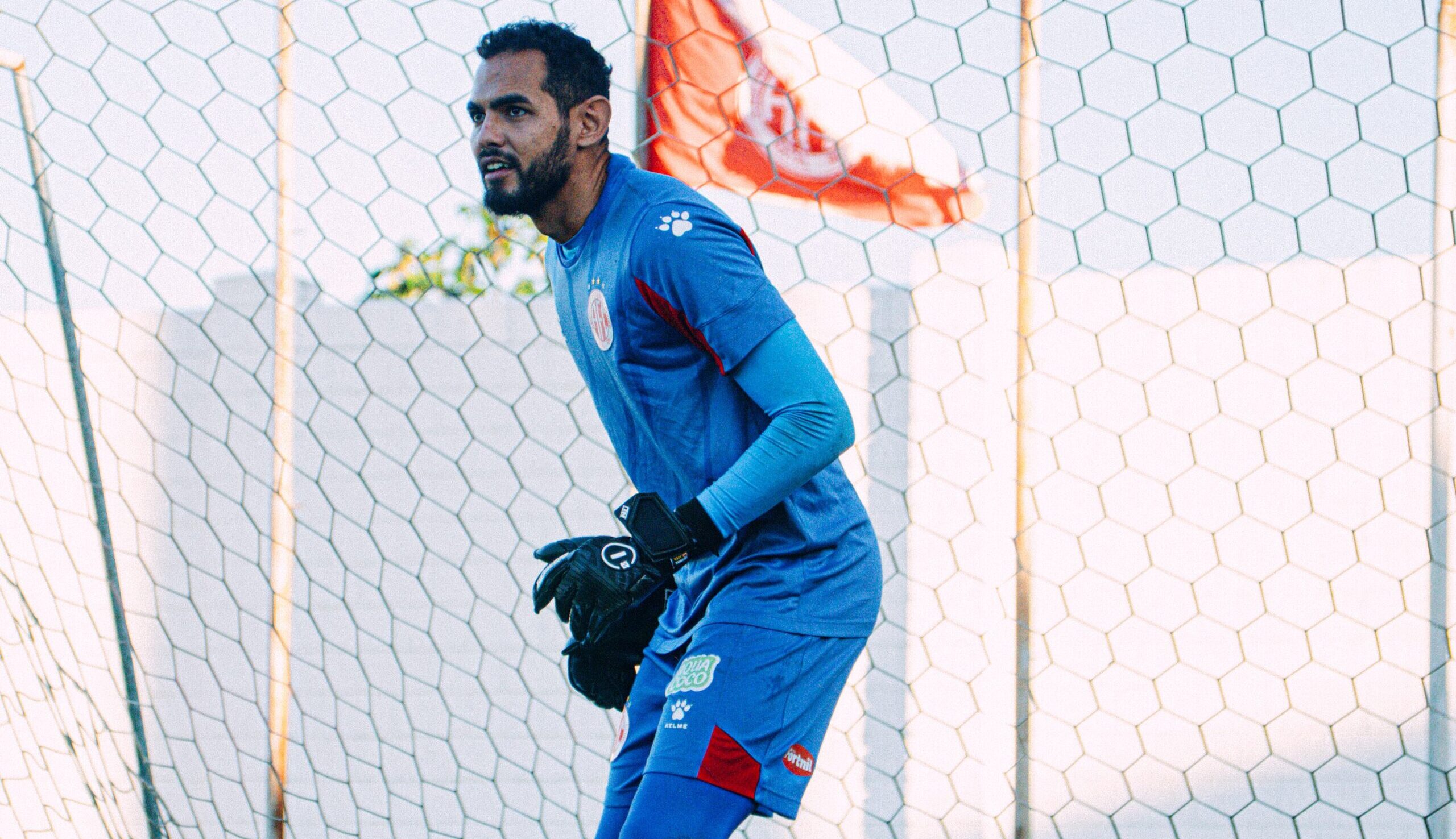 América-RN anuncia contratação do goleiro Jonathan, ex-Ferroviário