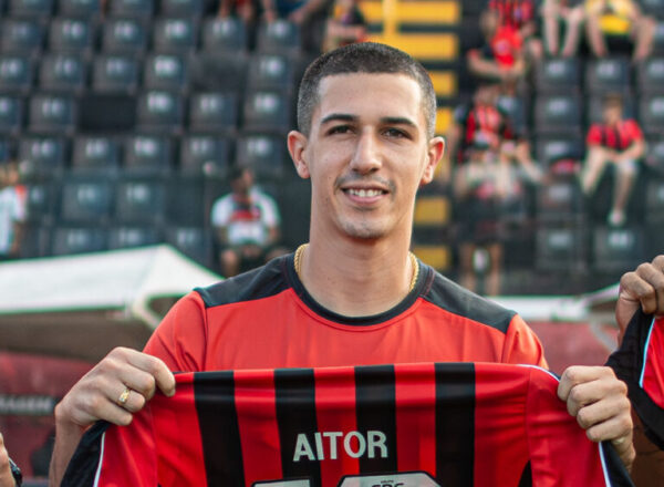 Aitor, novo atacante do Vitória - Foto: Victor Ferreira/EC Vitória