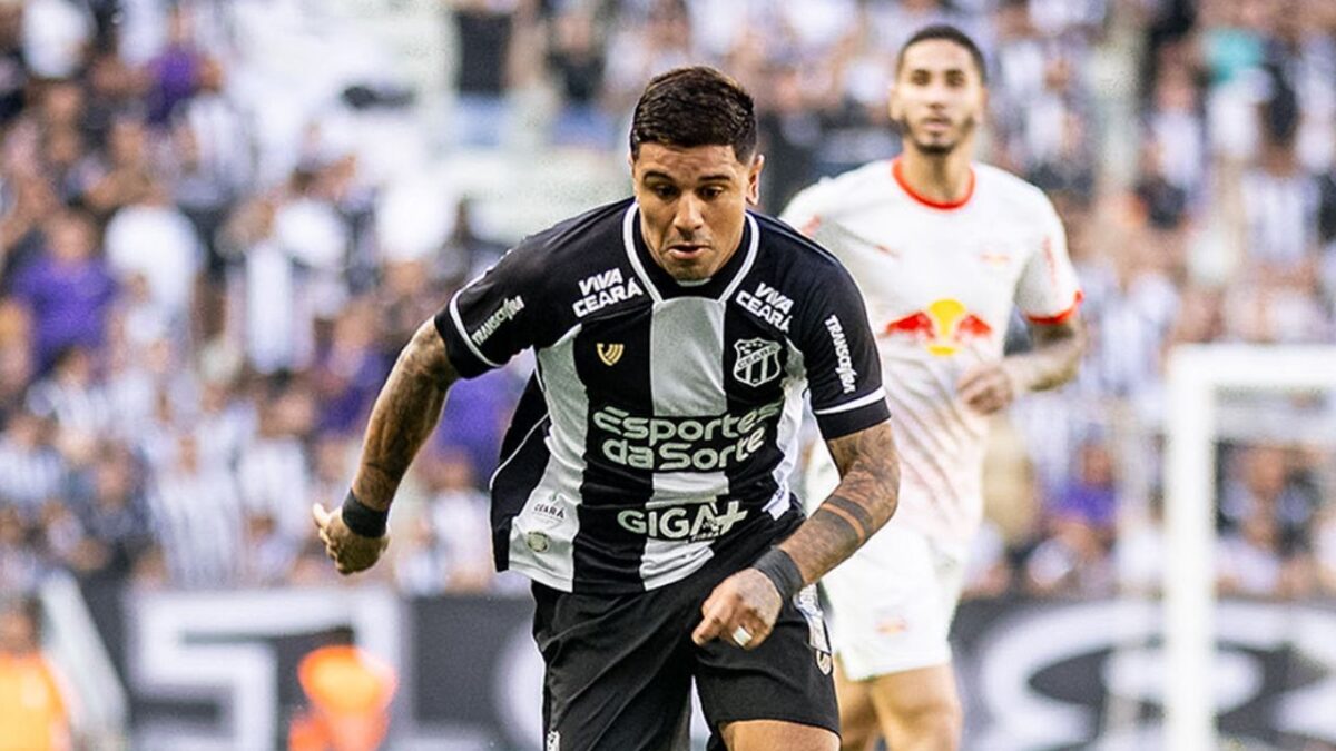 Com golaço de Aylon, Ceará bate RB Bragantino e volta a vencer no Brasileirão 3 Ceará x Bragantino na Série A