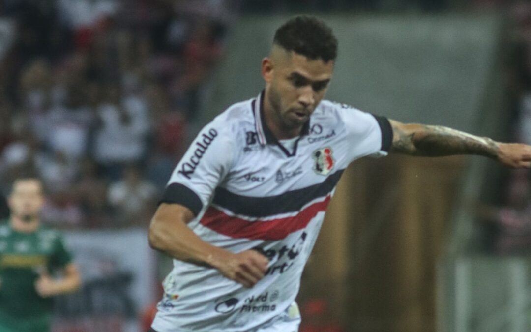 Atacante do Santa Cruz demonstra confiança em classificação contra o Altos na Série D: “Estamos dentro do jogo”