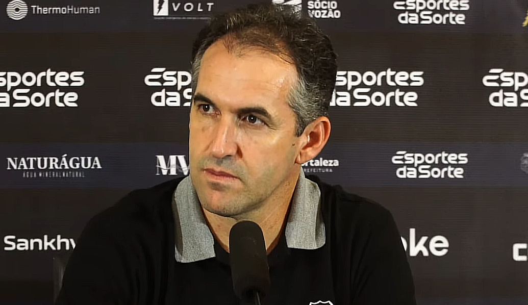 Condé prega cautela sobre a data de estreia de Vina e elogia performance do Ceará contra o Flamengo
