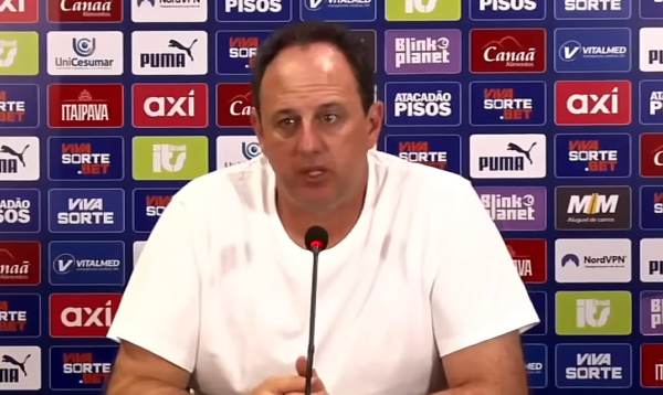 Ceni volta a falar sobre desgaste físico e projeta segundo turno do Brasileirão mais difícil para o Bahia 1 Rogério Ceni - Bahia - Coletiva - Imprensa