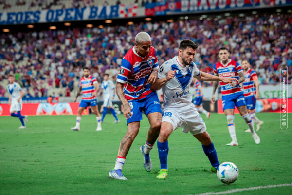 Deyverson - Fortaleza - Vélez - Libertadores - Castelão