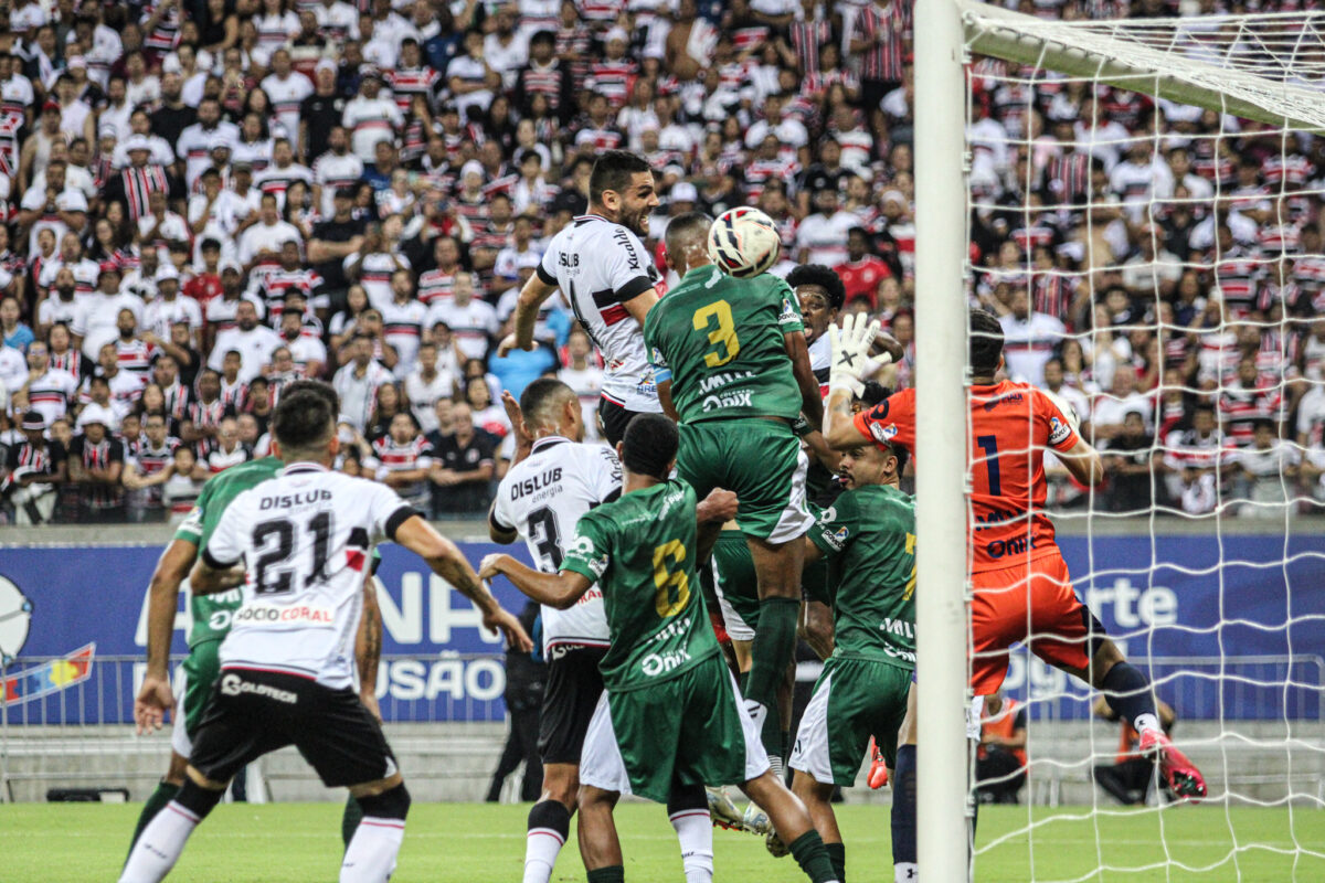 Rival do Santa Cruz nas oitavas da Série D, Altos só perdeu em casa uma vez em 2025 2 Santa Cruz e Altos pela Série D