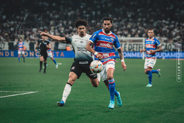 Fortaleza precisa vencer o Corinthians fora de casa pela primeira vez para deixar o Z4 1 Lucero - Corinthians - Fortaleza - Copa Sul-Americana - Neo Química Arena