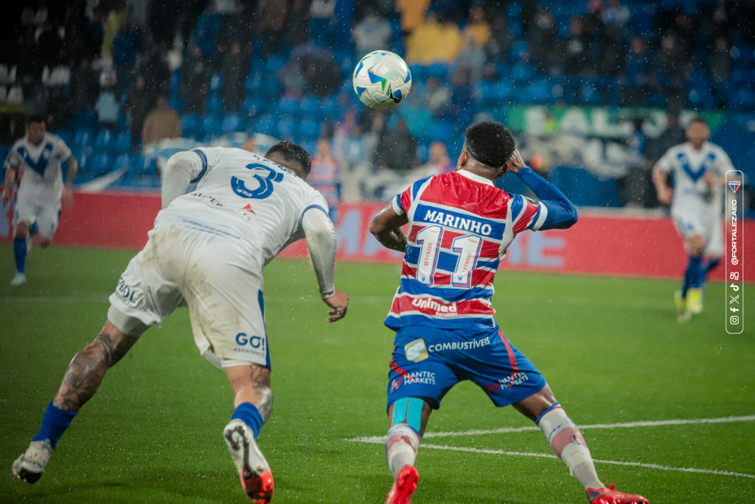 Fortaleza volta a mostrar fragilidade, perde para o Vélez e está fora da Libertadores