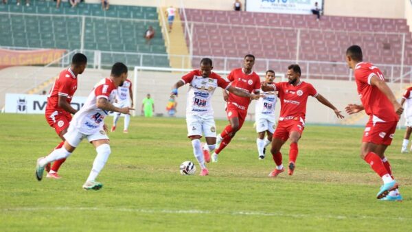 Juazeirense e América-RN ficaram no empate no jogo de ida da 2ª fase da Série D, no Adauto Moraes