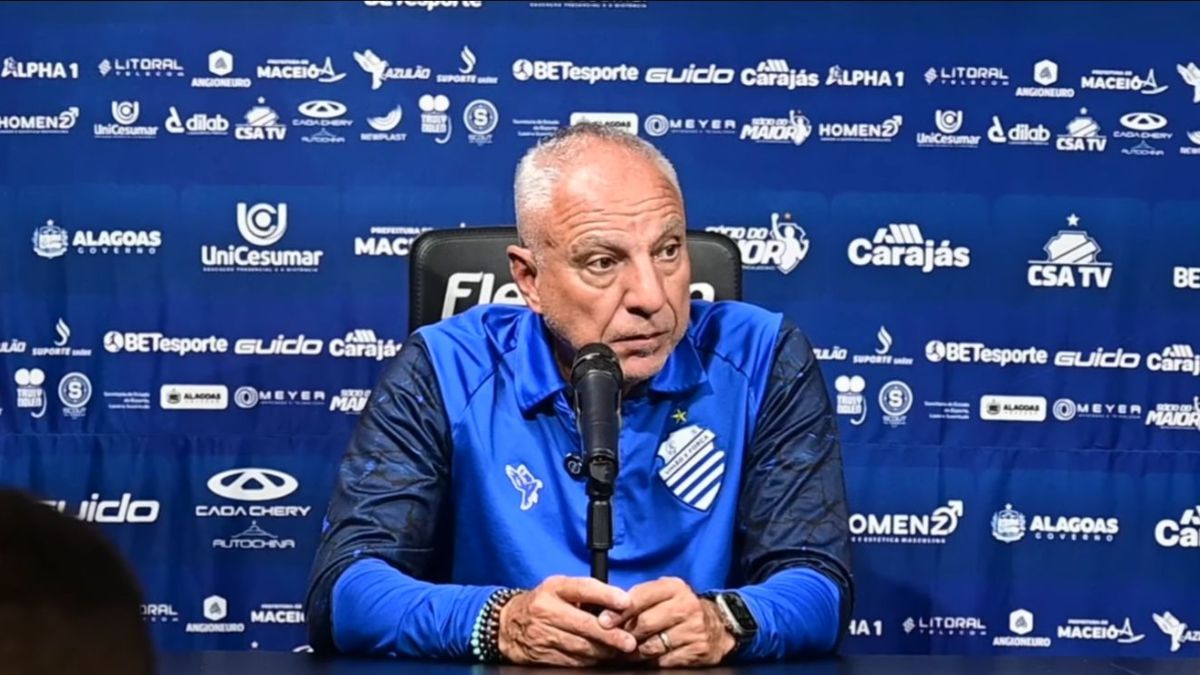 Após eliminação para o Vasco, técnico do CSA lamenta postura ‘acanhada’ e falhas defensivas no 1º tempo