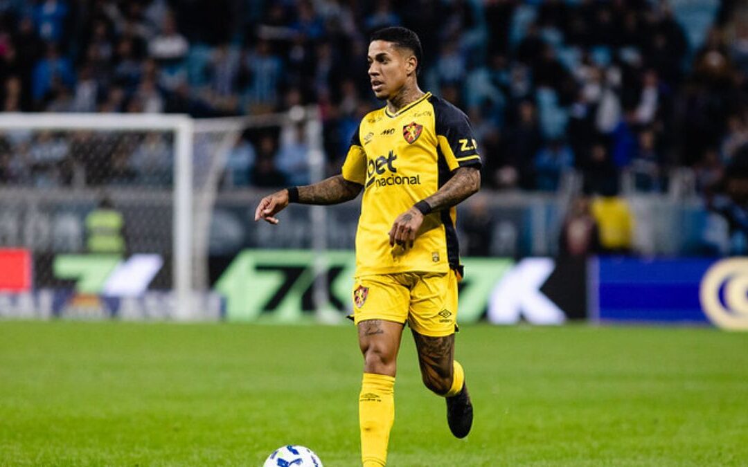 Matheusinho cita alívio por fim de jejum do Sport e mantém otimismo por sequência positiva na Série A