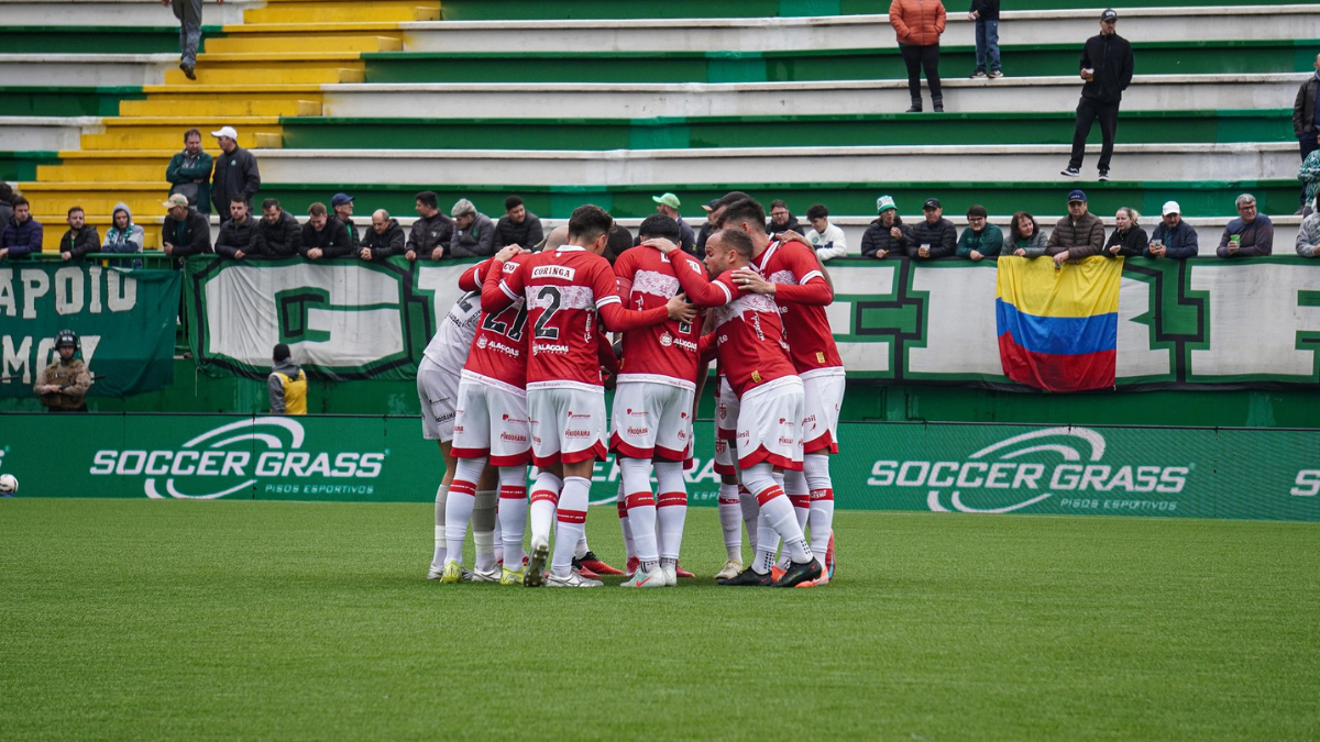 CRB reage no 2º tempo, mas perde para a Chapecoense e desperdiça chance de se aproximar do G-4 da Série B