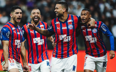 Em jogo agitado, Bahia vence Corinthians, amplia invencibilidade e se firma no G-4 da Série A