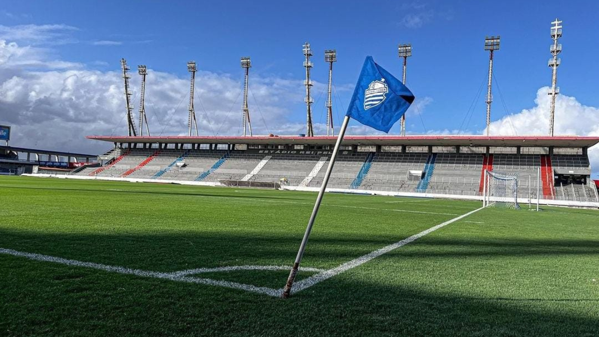 Com pedido por VAR e lista de erros, CSA protocola representação contra arbitragem de partida com o Ituano; veja detalhes
