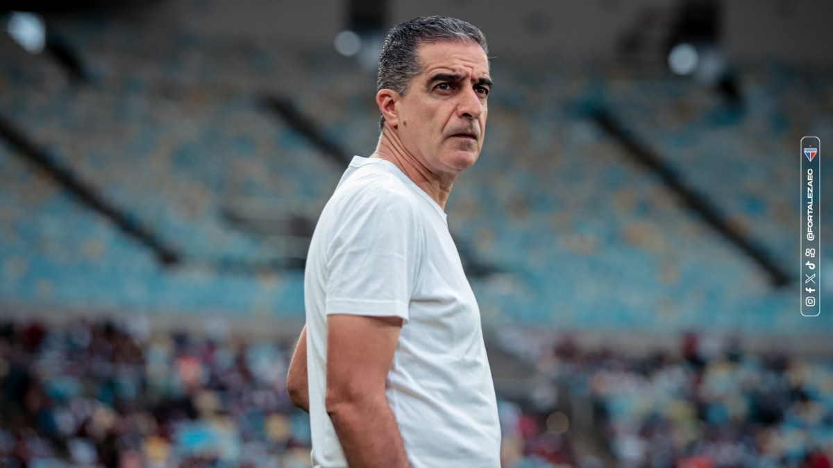 Técnico vê boa atuação do Fortaleza contra o Fluminense, mas punido por “detalhes e erros”