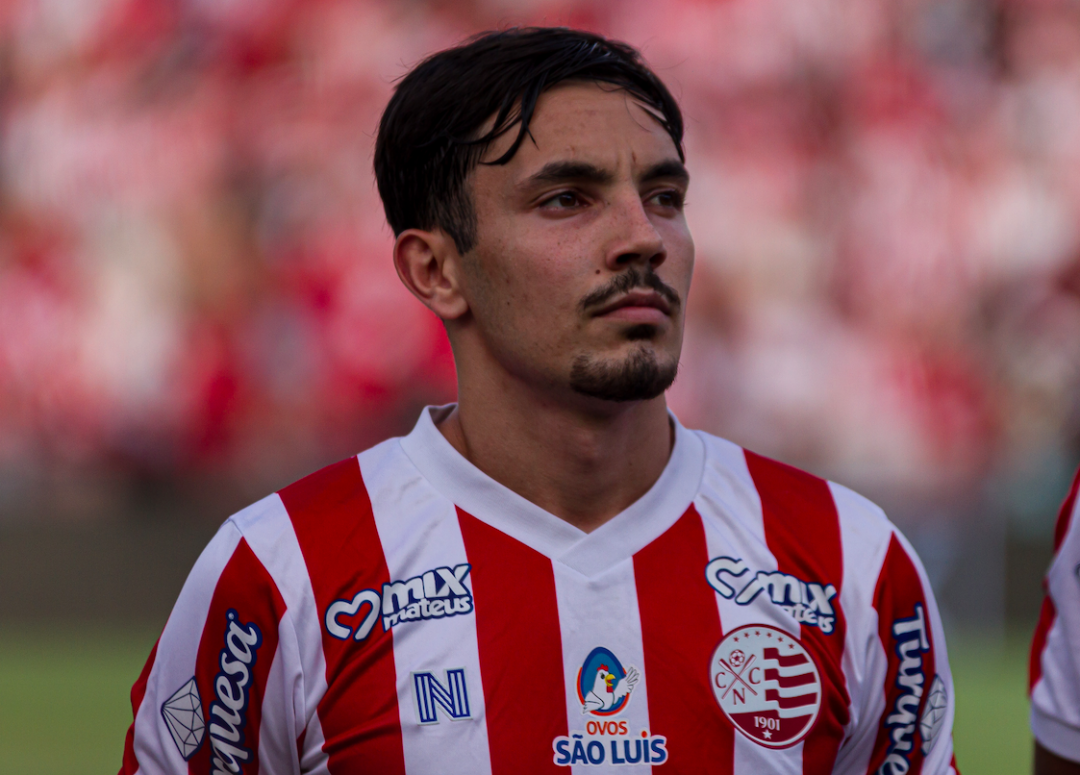 Marco Antônio se torna artilheiro do Náutico em 2025