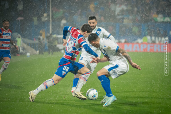Fortaleza deixa a Libertadores com premiação total de 4,91 milhões de dólares 1 Lucca Prior - Vélez - Fortaleza - Libertadores