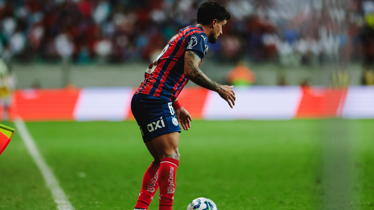 Leitura labial mostra Cauly xingando torcida do Bahia e pedido de Ceni para ida ao vestiário