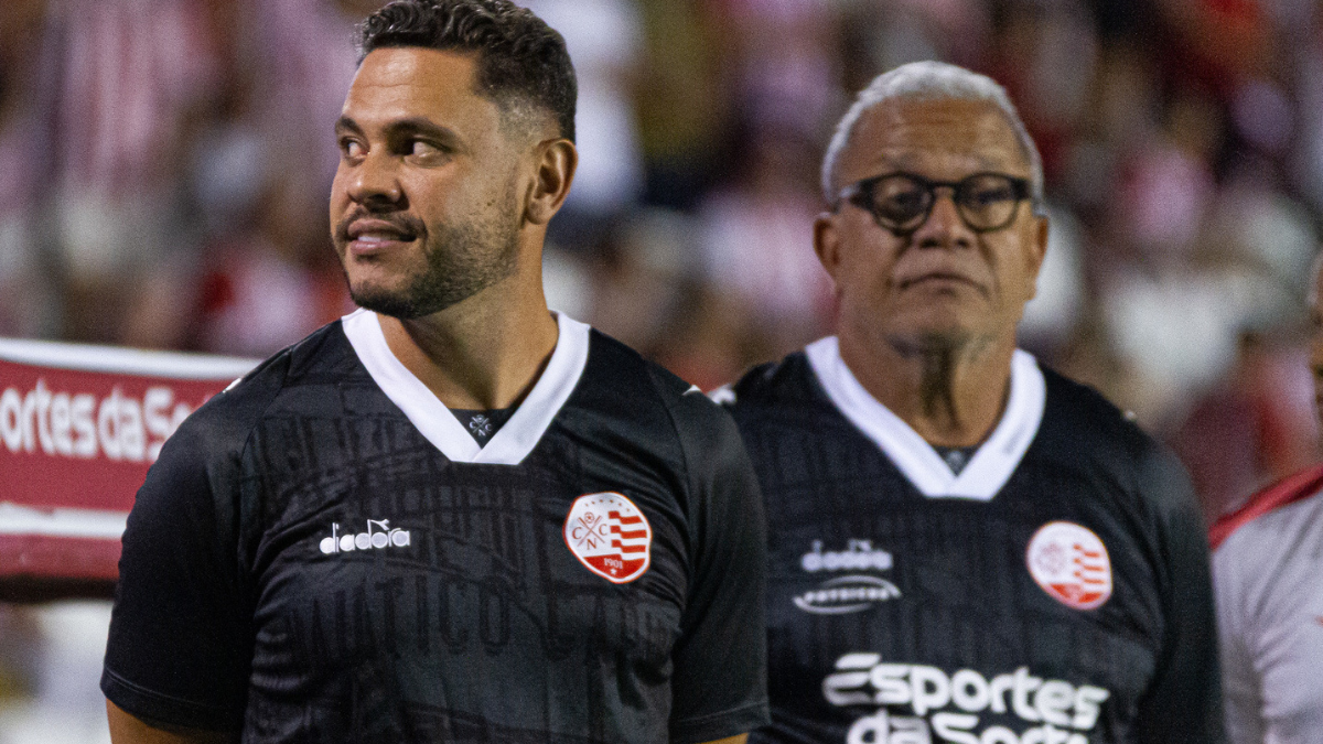 Náutico ainda pode ser líder da 1ª fase da Série C? Entenda os cenários 3 Auxiliar do Náutico avalia vitória contra o Anápolis.