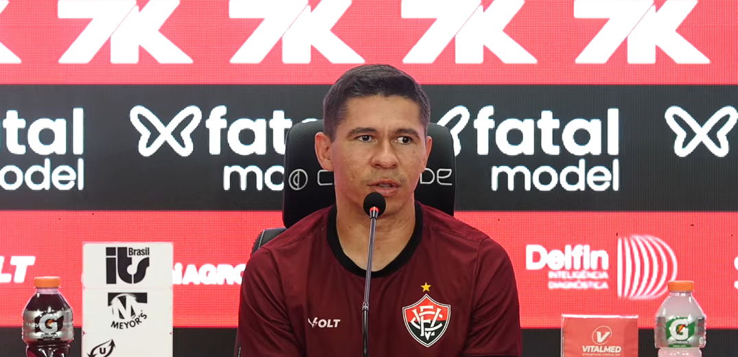 Vitória: Osvaldo enxerga evolução da equipe mesmo sem triunfos há cinco jogos