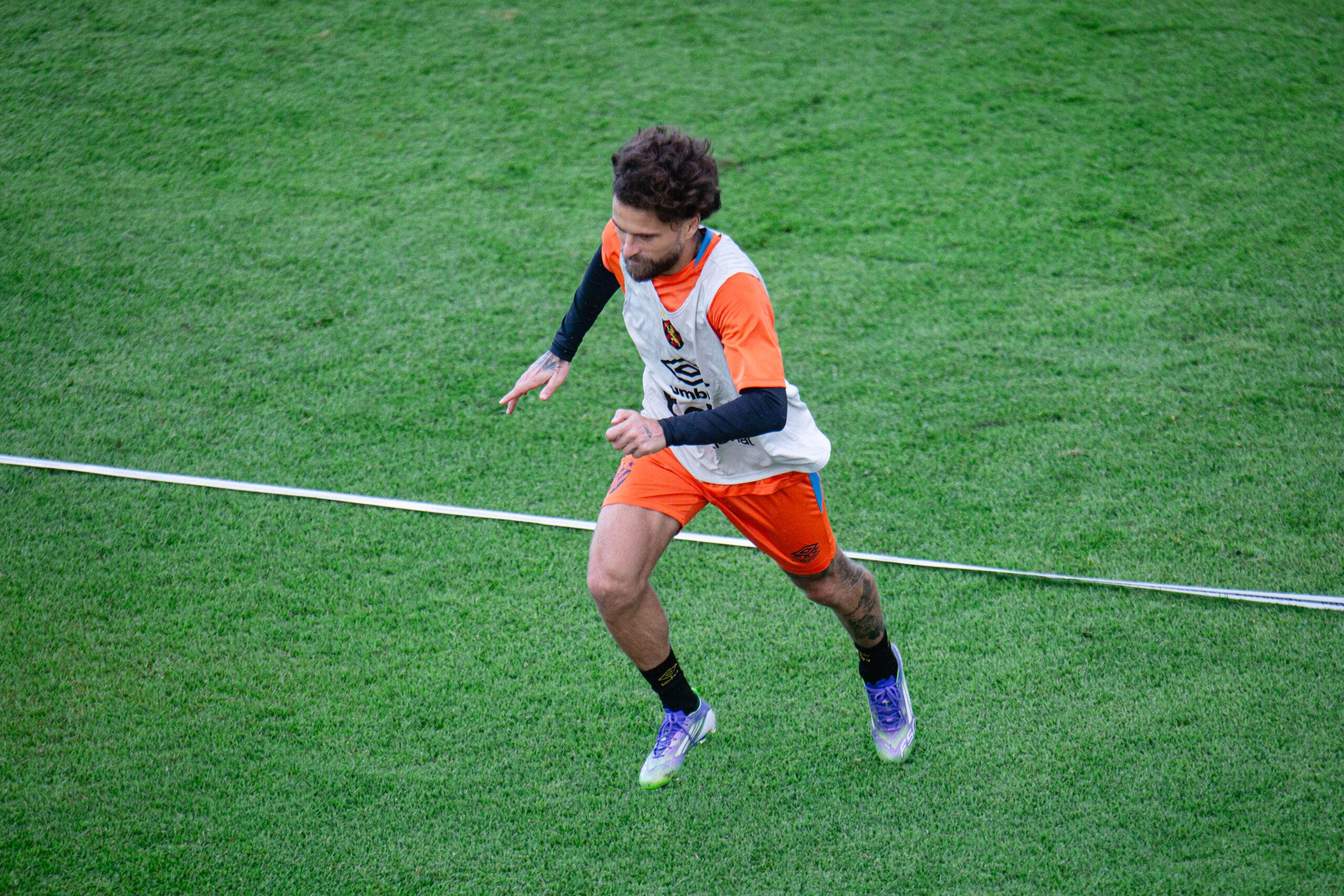 Lucas Lima, do Sport, é o atleta com maior número de cartões amarelos na Série A