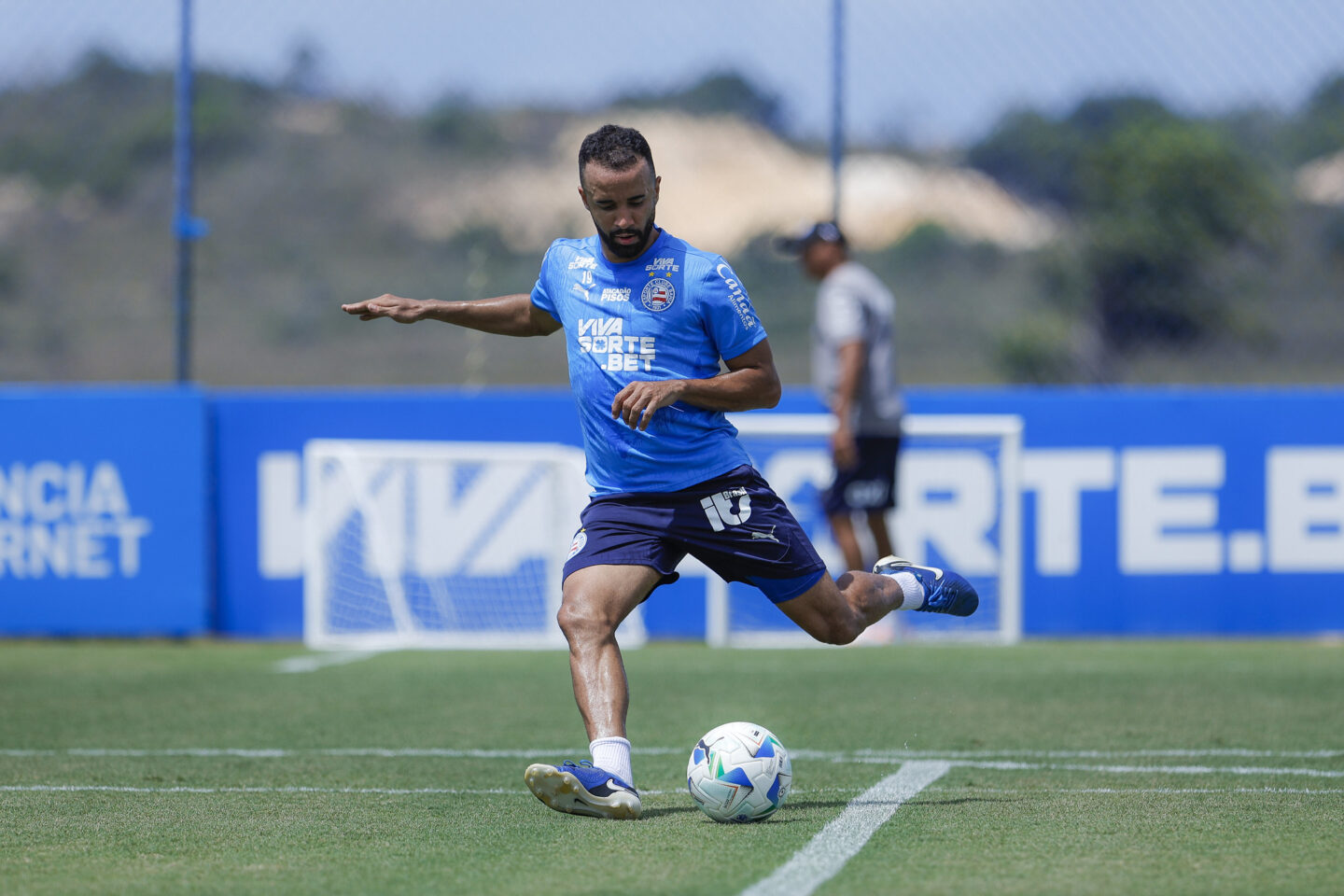 Caio Alexandre - Volante - Bahia