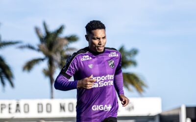 Fernandinho retorna aos treinamentos com elenco do Ceará e fica à disposição de Condé