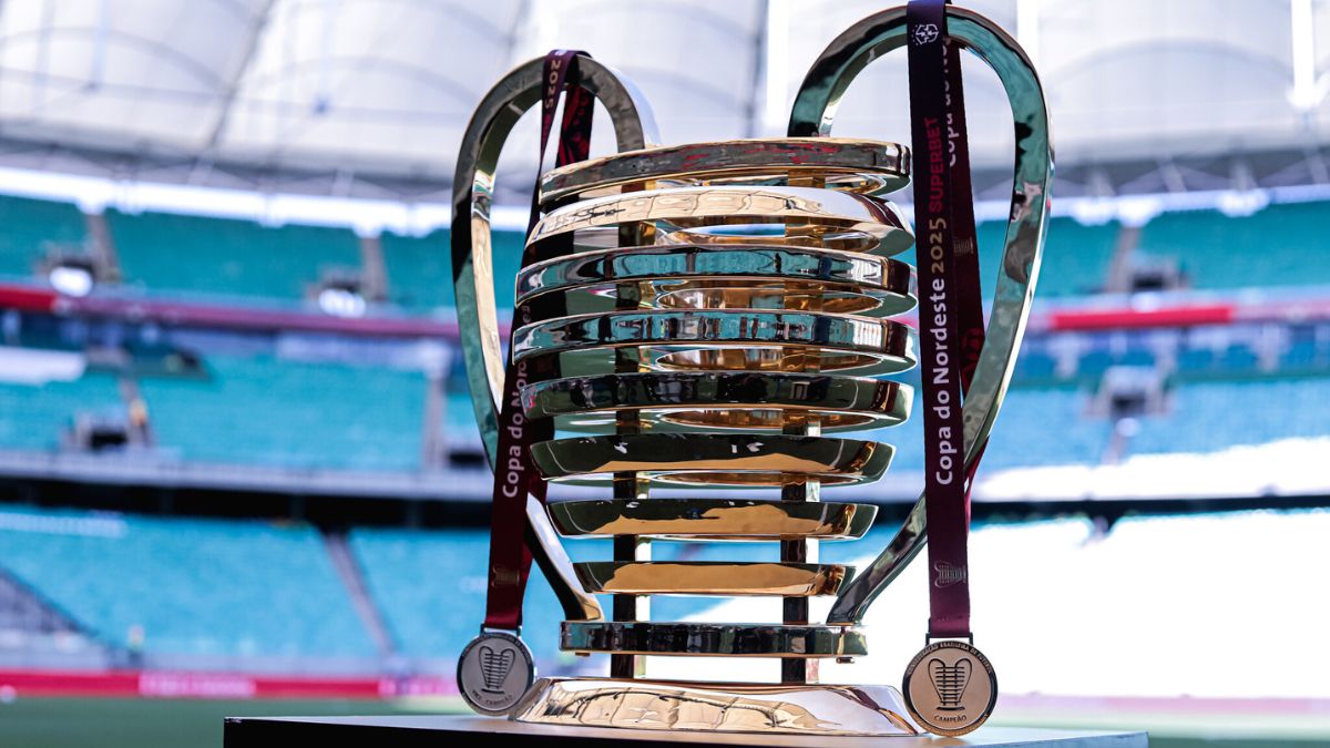 Bahia x Confiança - Final da Copa do Nordeste 2025 - Arena Fonte Nova - Na foto: taça troféu Nordestão