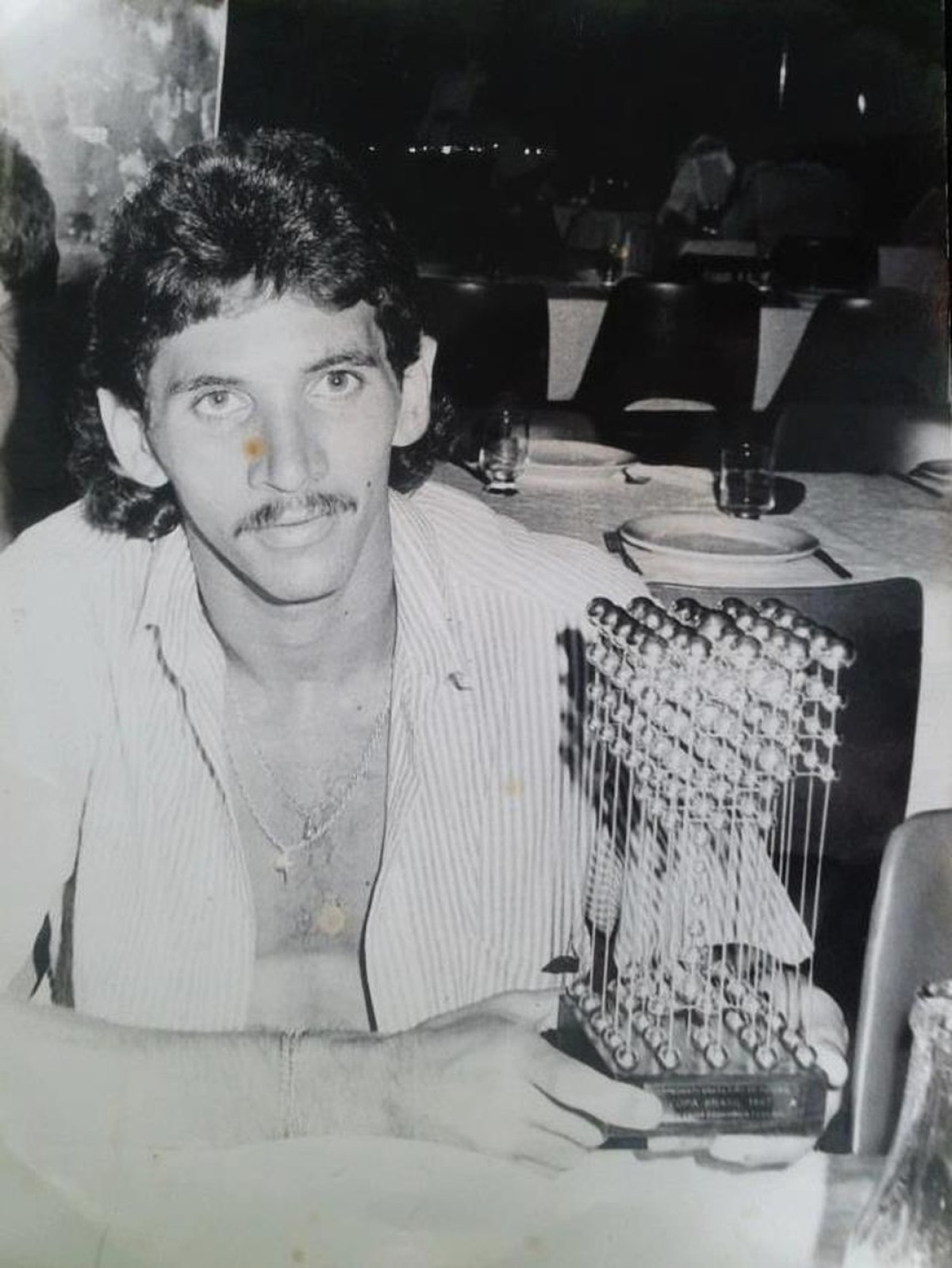 Justiça condena ex-goleiro do Sport, campeão brasileiro de 1987, por estupro de vulnerável 1 Flávio, ex-goleiro do Sport e campeão brasileiro em 1987