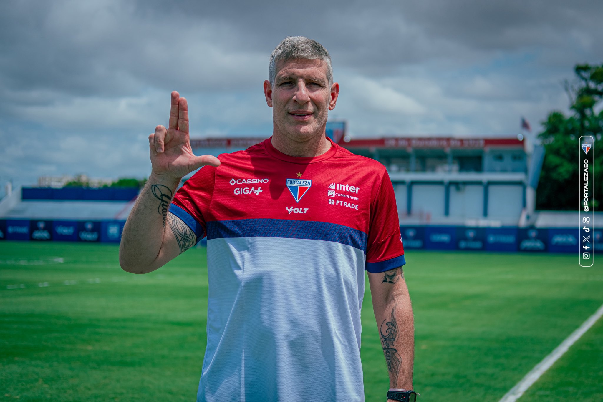 Martín Palermo revela conversa com Vojvoda e explica escolha pelo Fortaleza: “Gosto de desafios”