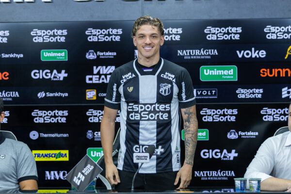 Lucca elogia Pedro Raul e projeta dupla no ataque do Ceará: “Dá para a gente jogar junto” 1 Lucca - Apresentação - Ceará