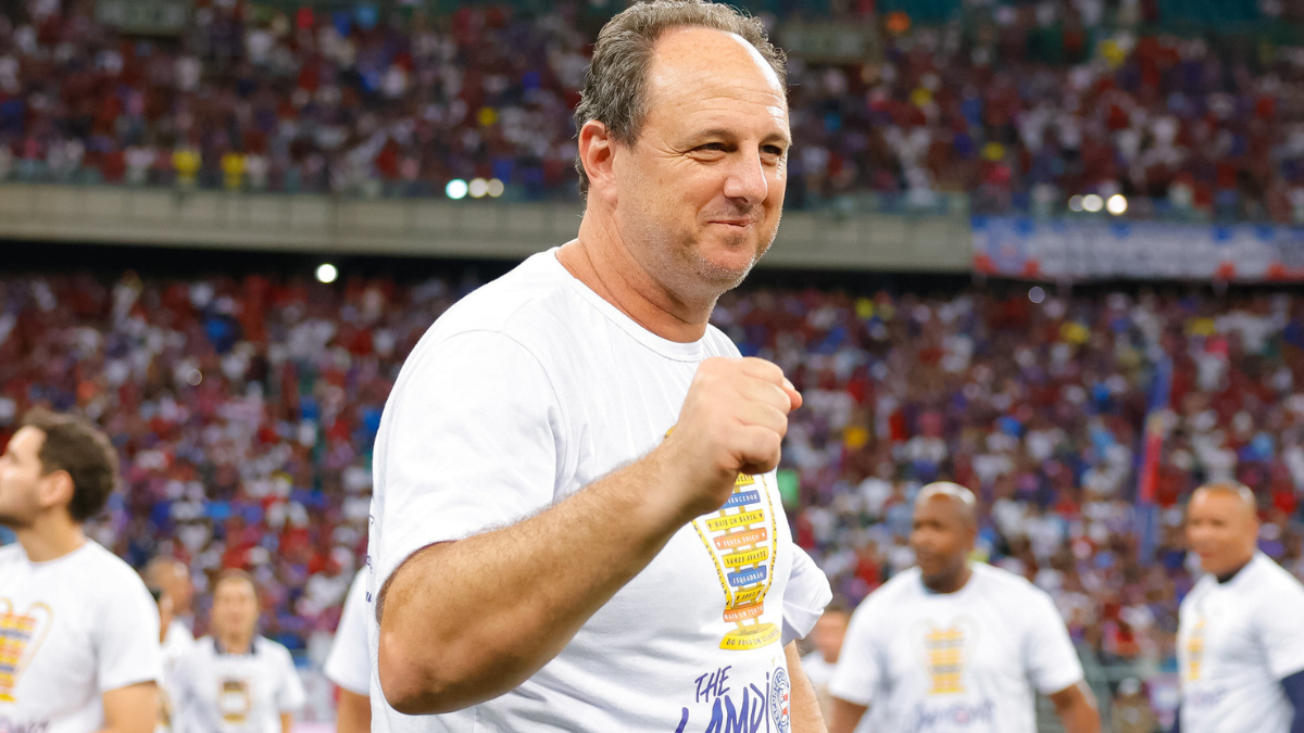 Rogério Ceni completa dois anos no comando do Bahia com títulos e mudança de patamar; veja números
