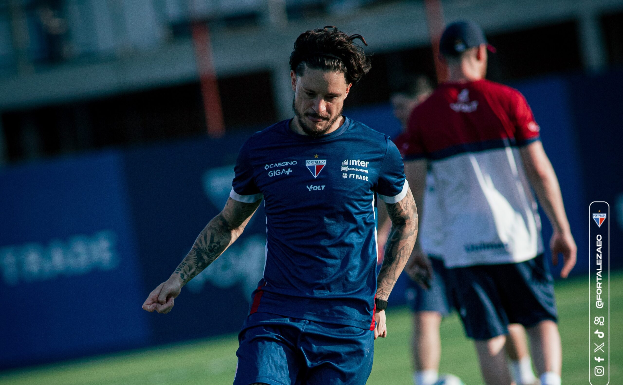 Crispim revela conversas com Neymar para ir ao Santos, mas afirma: “Meu lado de Fortaleza falou mais alto”