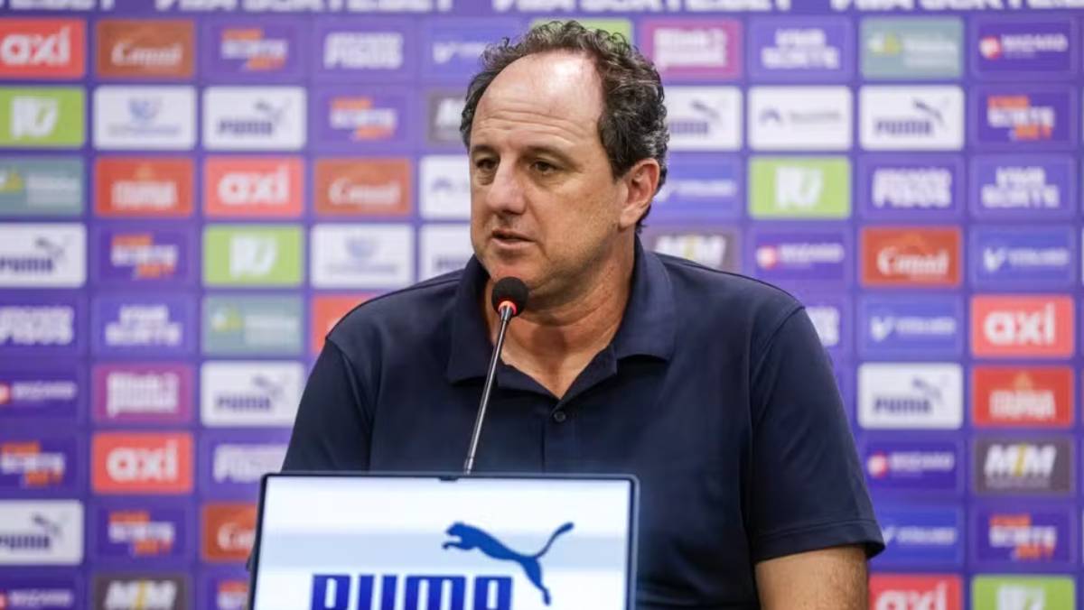“Foi uma noite de concentração e entrega”, diz Rogério Ceni após triunfo do Bahia sobre o Palmeiras