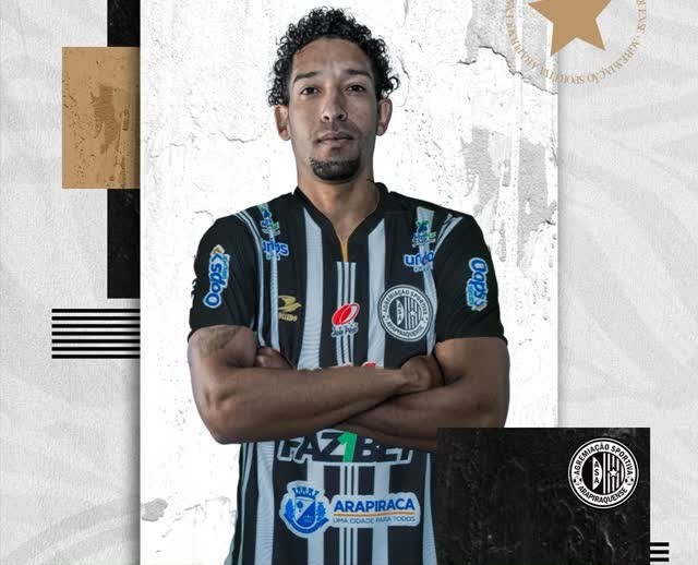 ASA anuncia contratação do lateral Léo Príncipe, ex-CRB e Corinthians