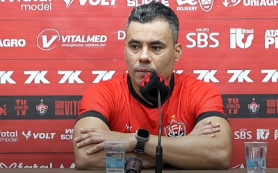 Jair vê Vitória vivo na luta contra o rebaixamento, mas já cobra triunfo contra o Corinthians