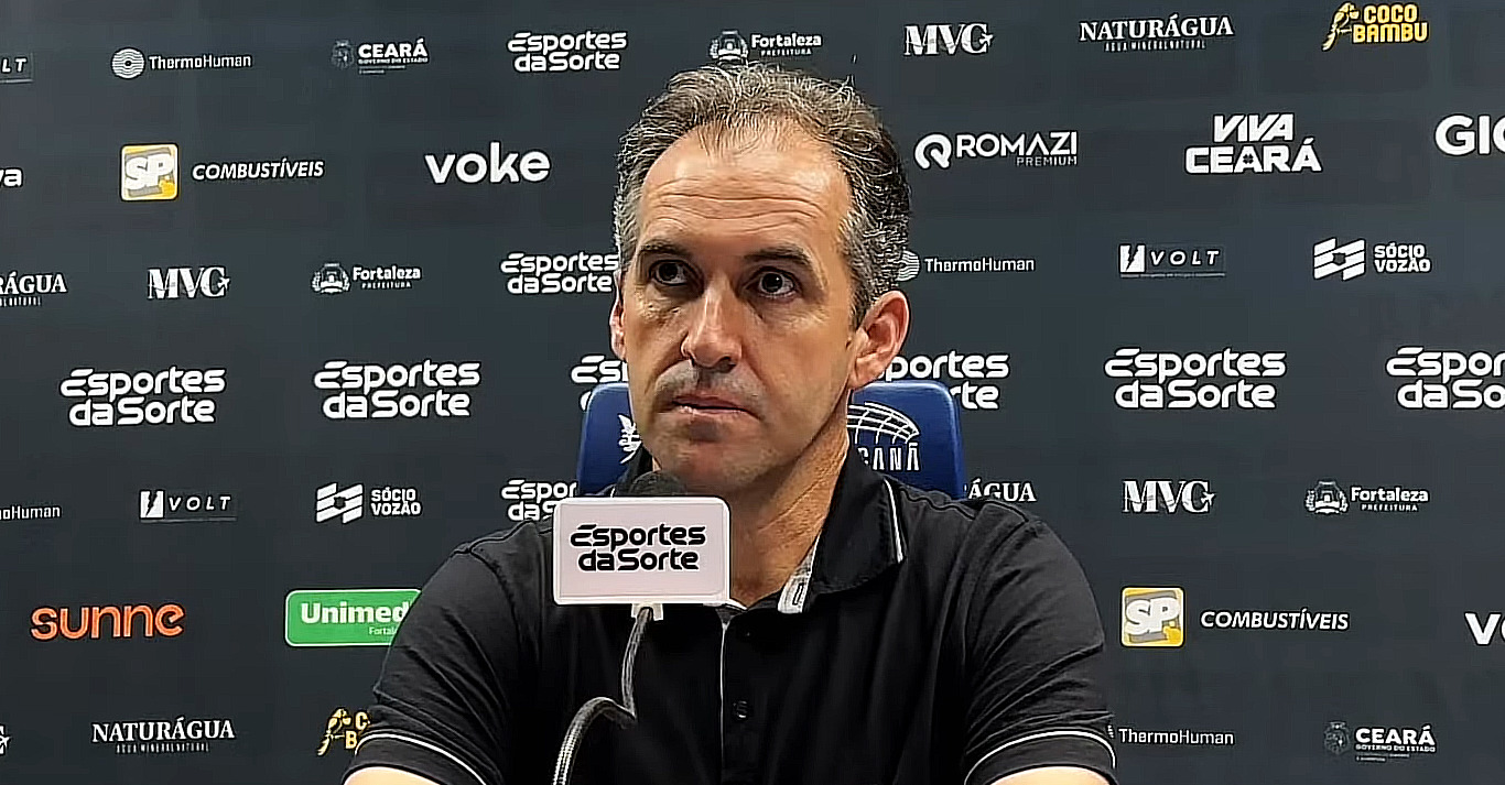 Condé afirma que derrota do Ceará foi decidida por falha da arbitragem: “Erro em um lance muito simples”